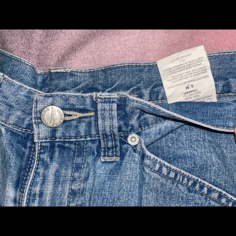 Denim short - Picture 3 of 3